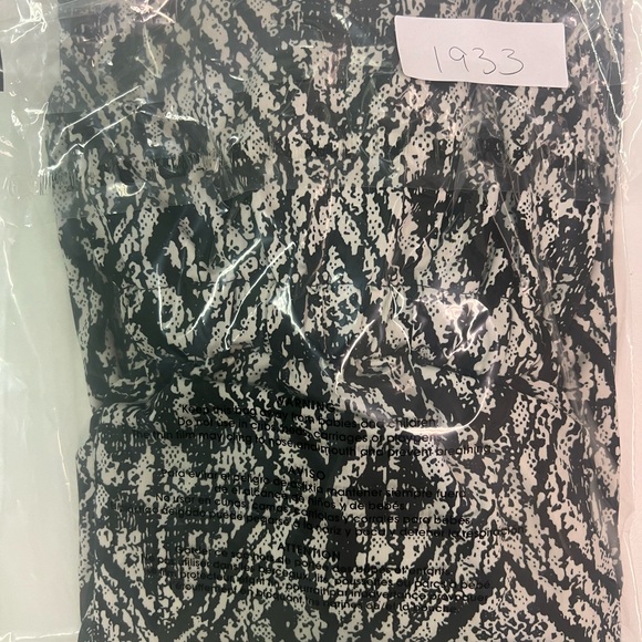 Saint Tropez West Dress Womens Medium Black White Blouson Short Sleeve - Picture 11 of 11